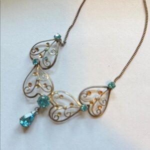 Chic Silver Necklace with Blue Accents